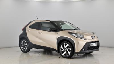 TOYOTA AYGO X