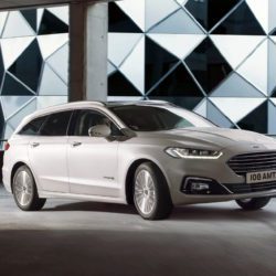 Ford Mondeo Hybrid