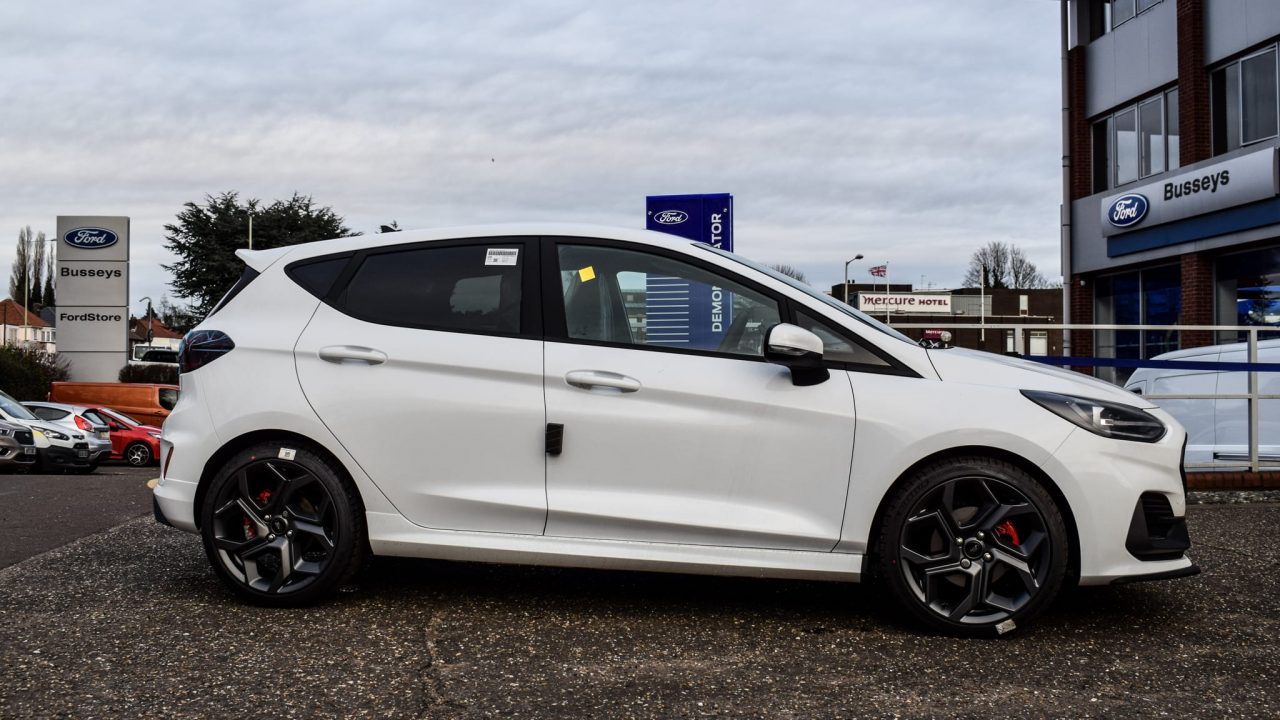 New Ford Fiesta ST profile