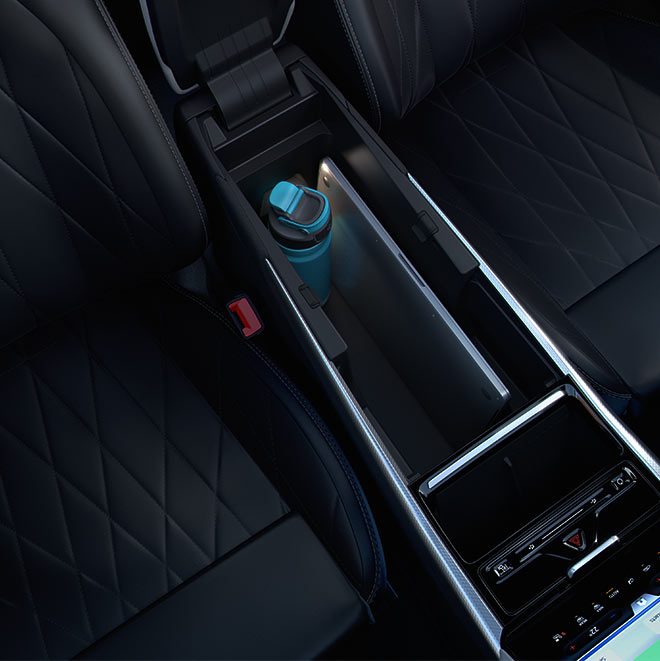 The new Ford Explorer comes with a flexible 17L MegaConsole storage area.