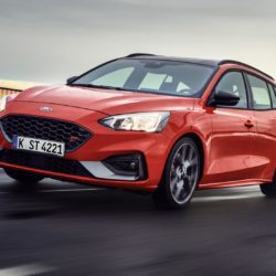 Focus ST Estate Side/Front