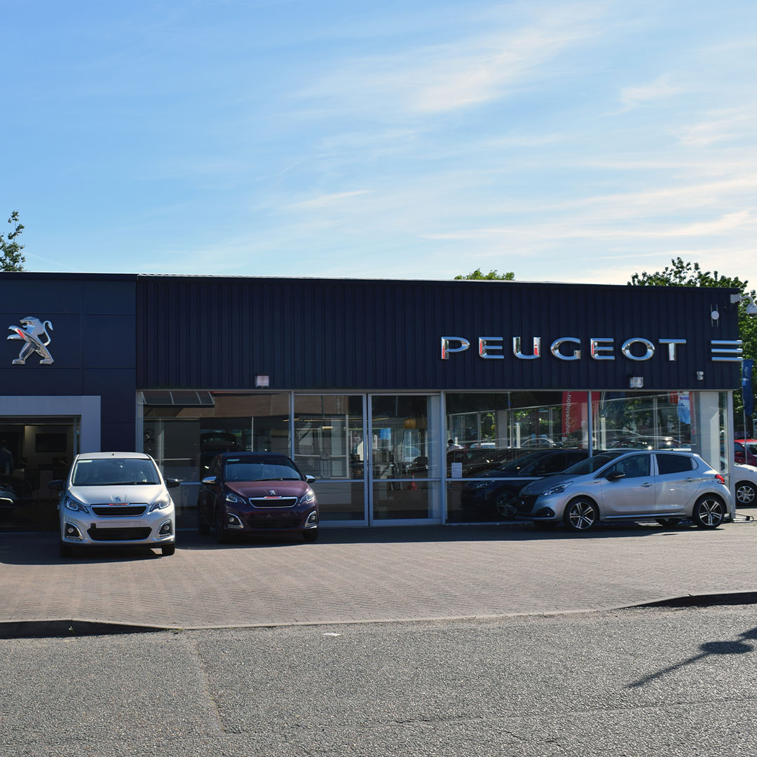 Busseys Peugeot on Hall Road in Norwich